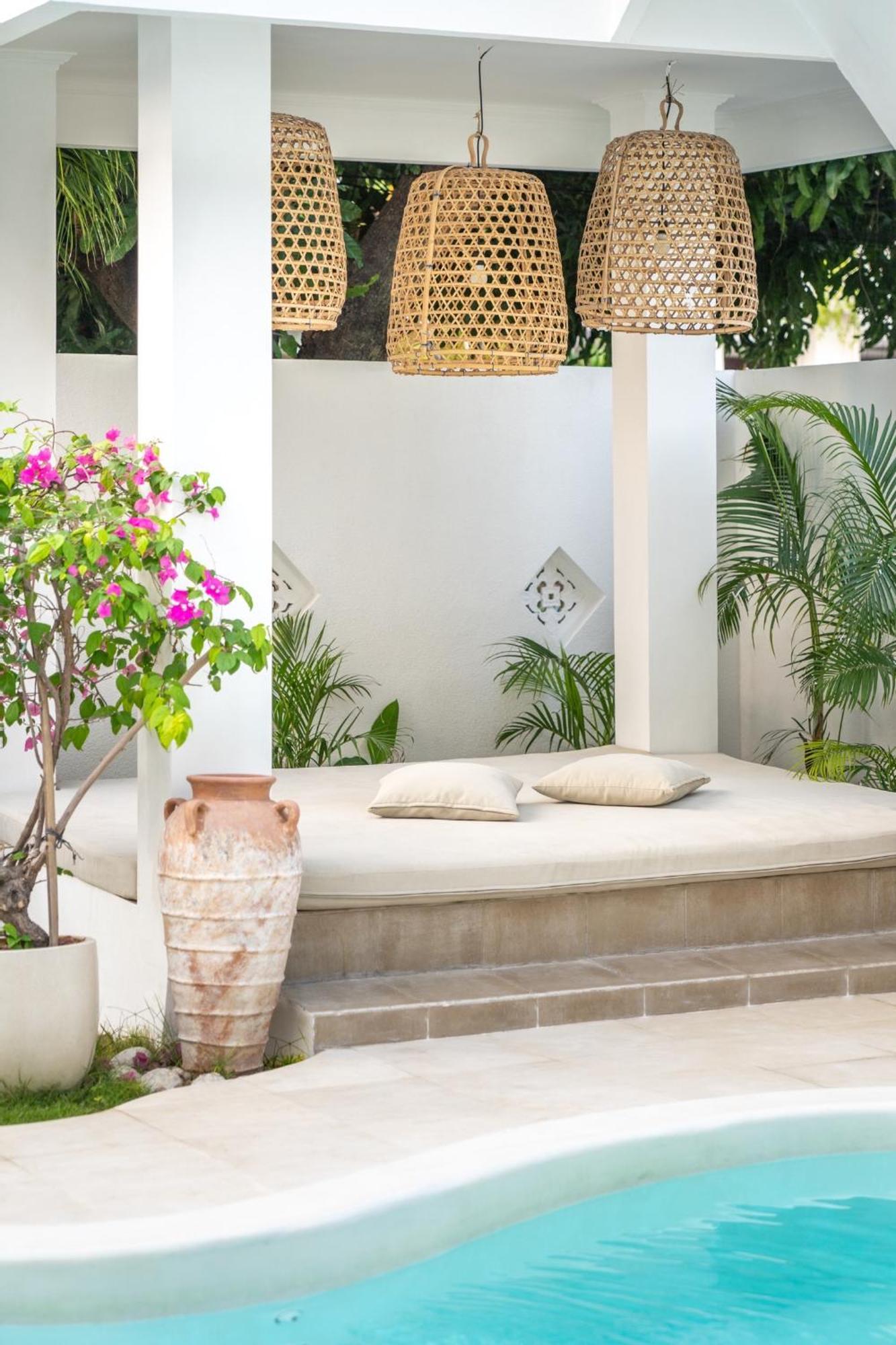 Casa De Lupe 5 Bedroom Villa In Kerobokan 세미냑 외부 사진