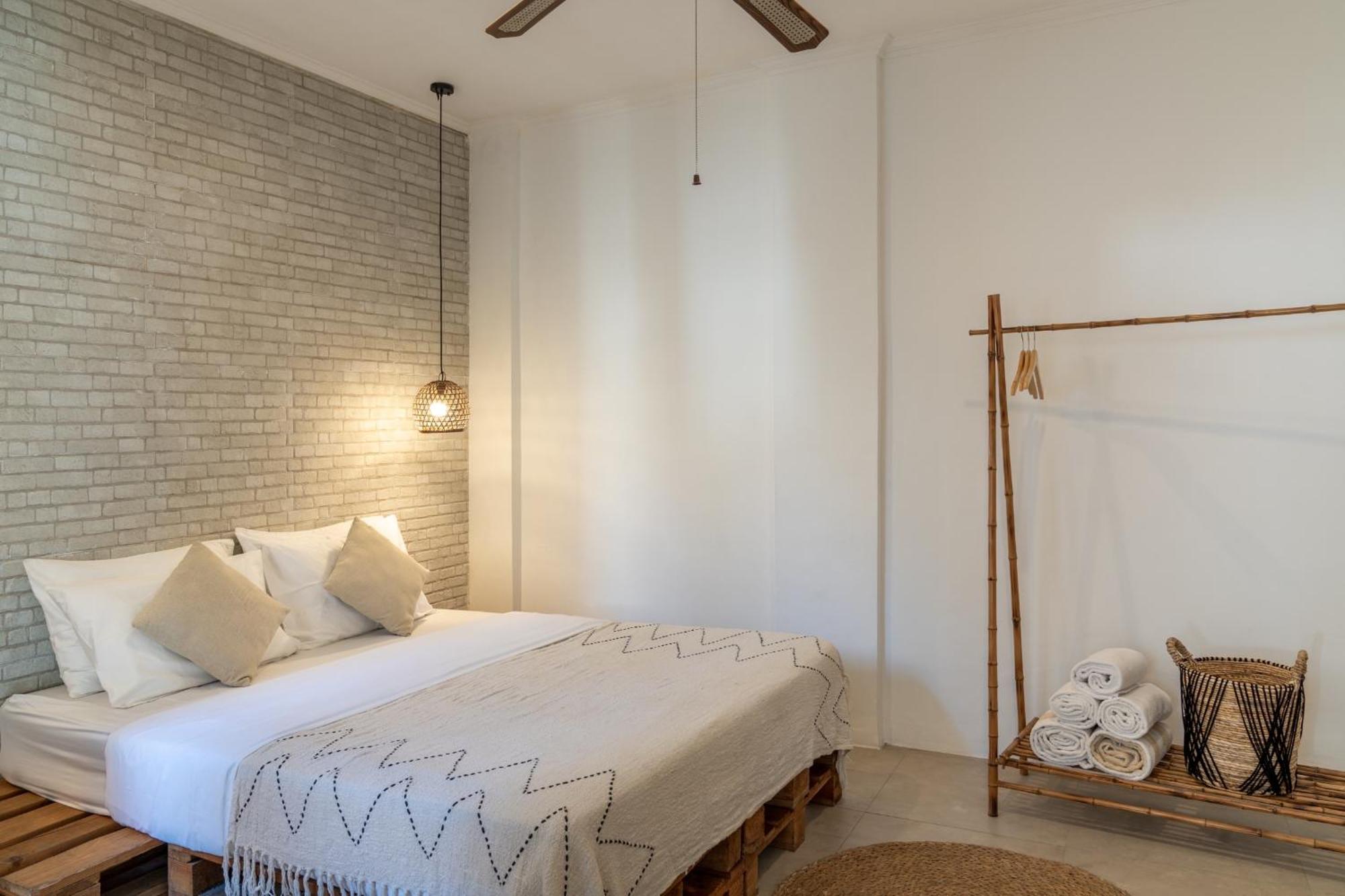 Casa De Lupe 5 Bedroom Villa In Kerobokan 세미냑 외부 사진