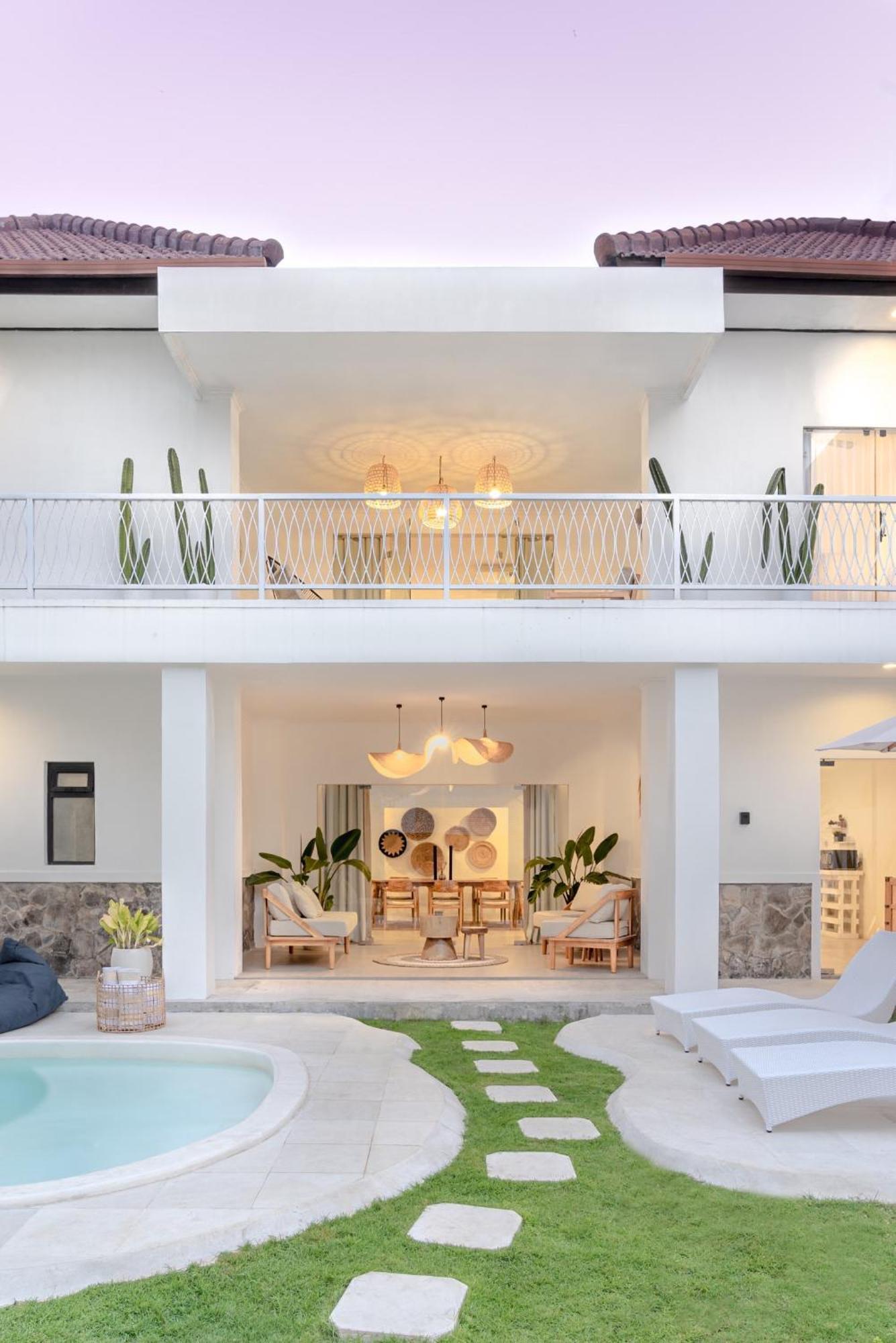 Casa De Lupe 5 Bedroom Villa In Kerobokan 세미냑 외부 사진