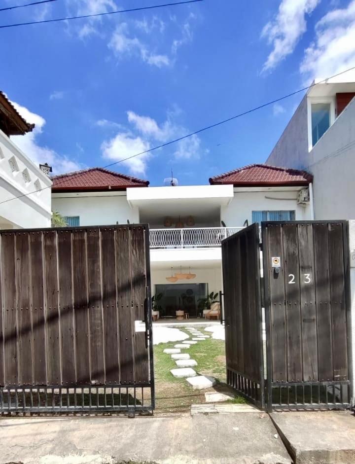 Casa De Lupe 5 Bedroom Villa In Kerobokan 세미냑 외부 사진