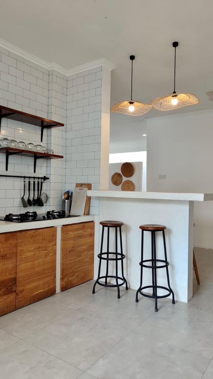 Casa De Lupe 5 Bedroom Villa In Kerobokan 세미냑 외부 사진